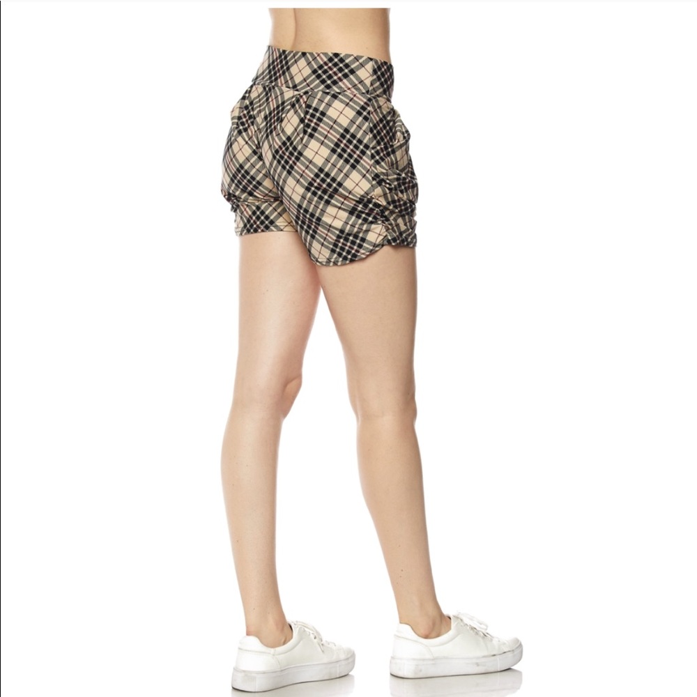 Classic Tartan Print Harem Short with Pockets - Picture 6 of 6